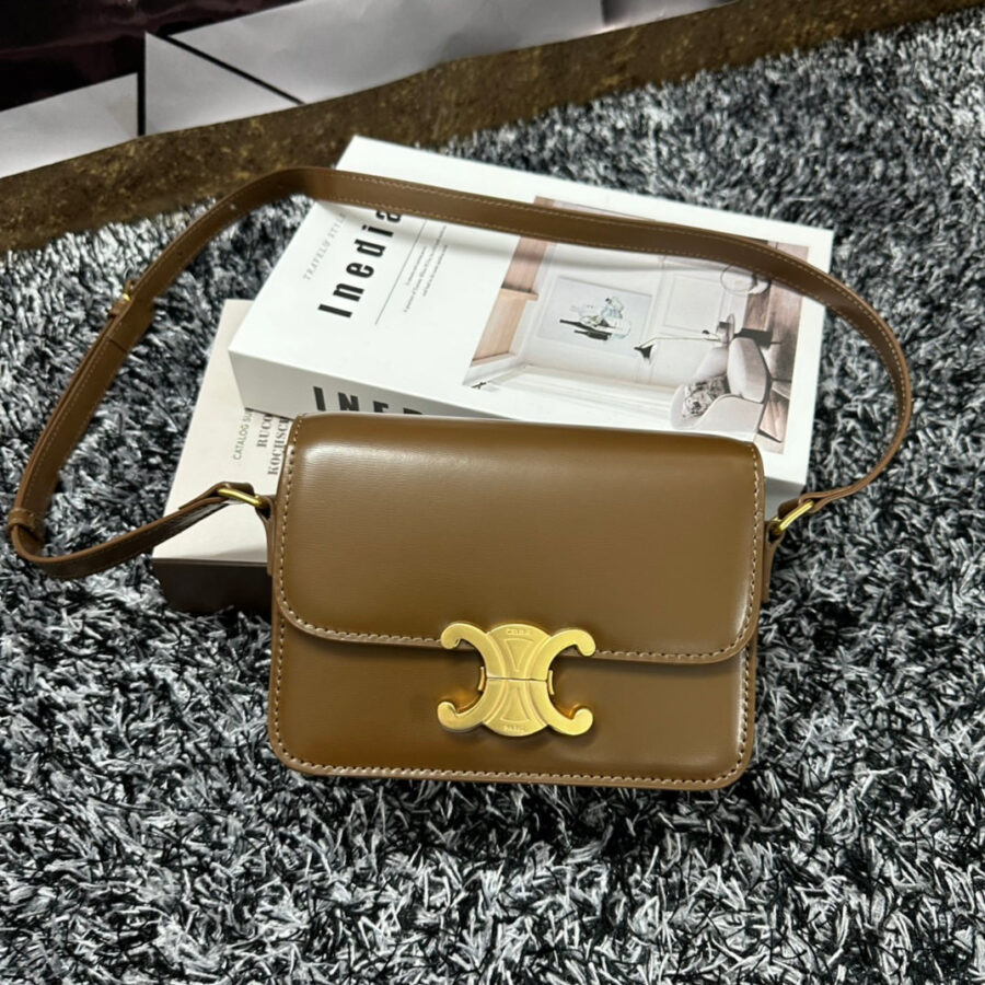 TRIPHOME TEEN 18 CARAMEL BROWN COWHIDE LEATHER | Studio Nafay