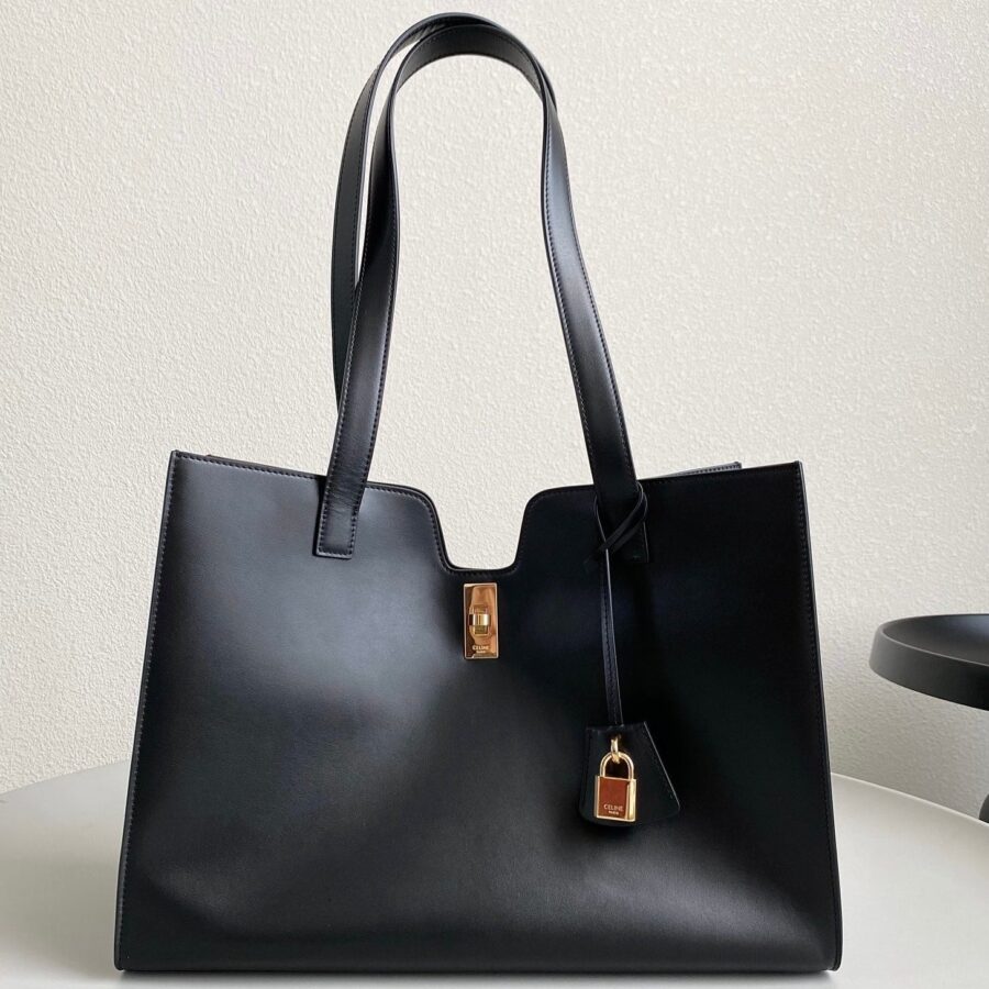 CABAS TRIOMPHE 37 BLACK IN SMOOTH CALFSKIN | Studio Nafay