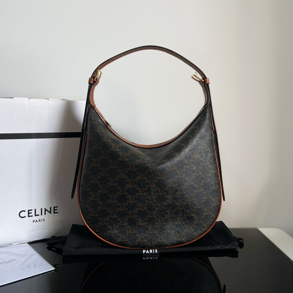 TRIOMPHE 31 BLACK PATTERN CALFSKIN - Product Image 2