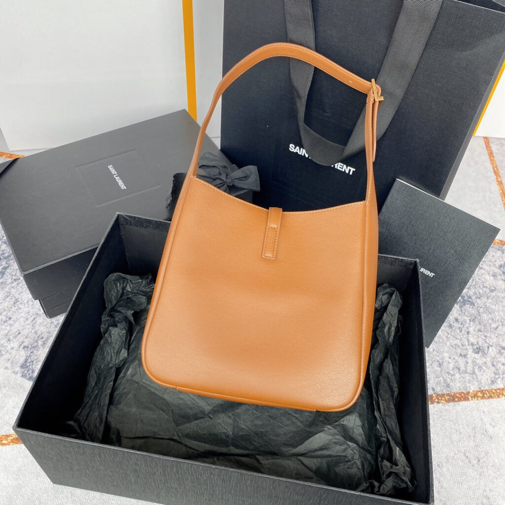 le 5a7 small 23cm brown calfskin - Product Image 2
