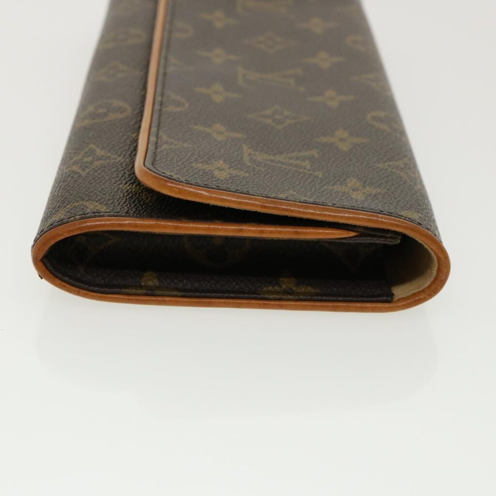 LOUIS VUITTON Monogram Pochette Twin GM Shoulder Bag LV Auth 31478 - Product Image 2