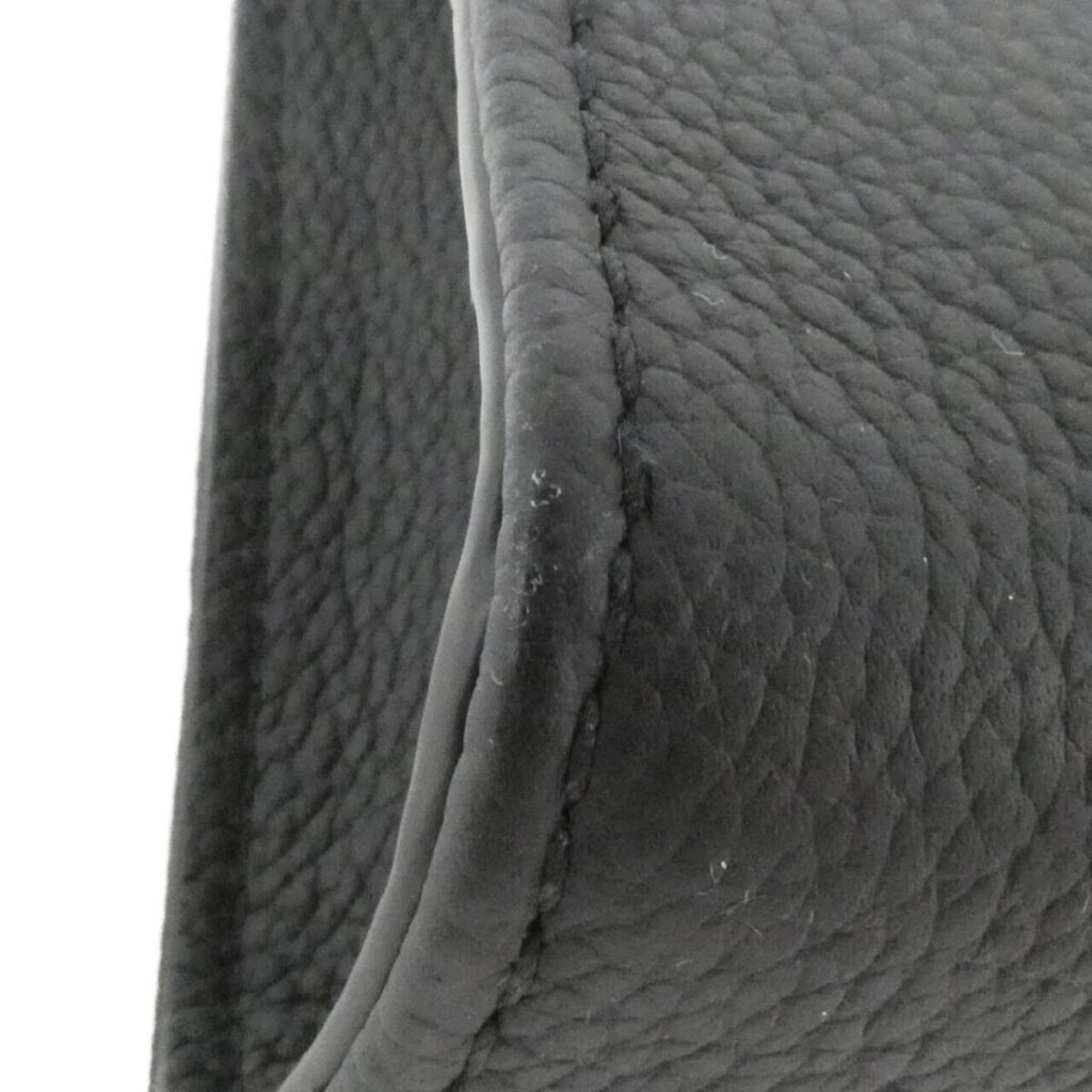 Louis Vuitton LV Aerogram Messenger Voyager Shoulder Bag - Product Image 2