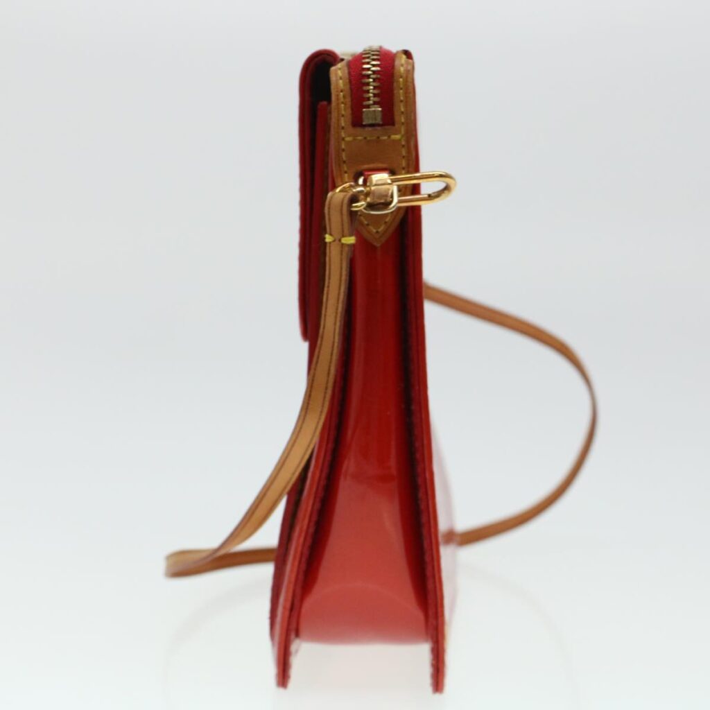 LOUIS VUITTON Monogram Vernis Motto Accessory Pouch Red LV Auth 44602 - Product Image 2