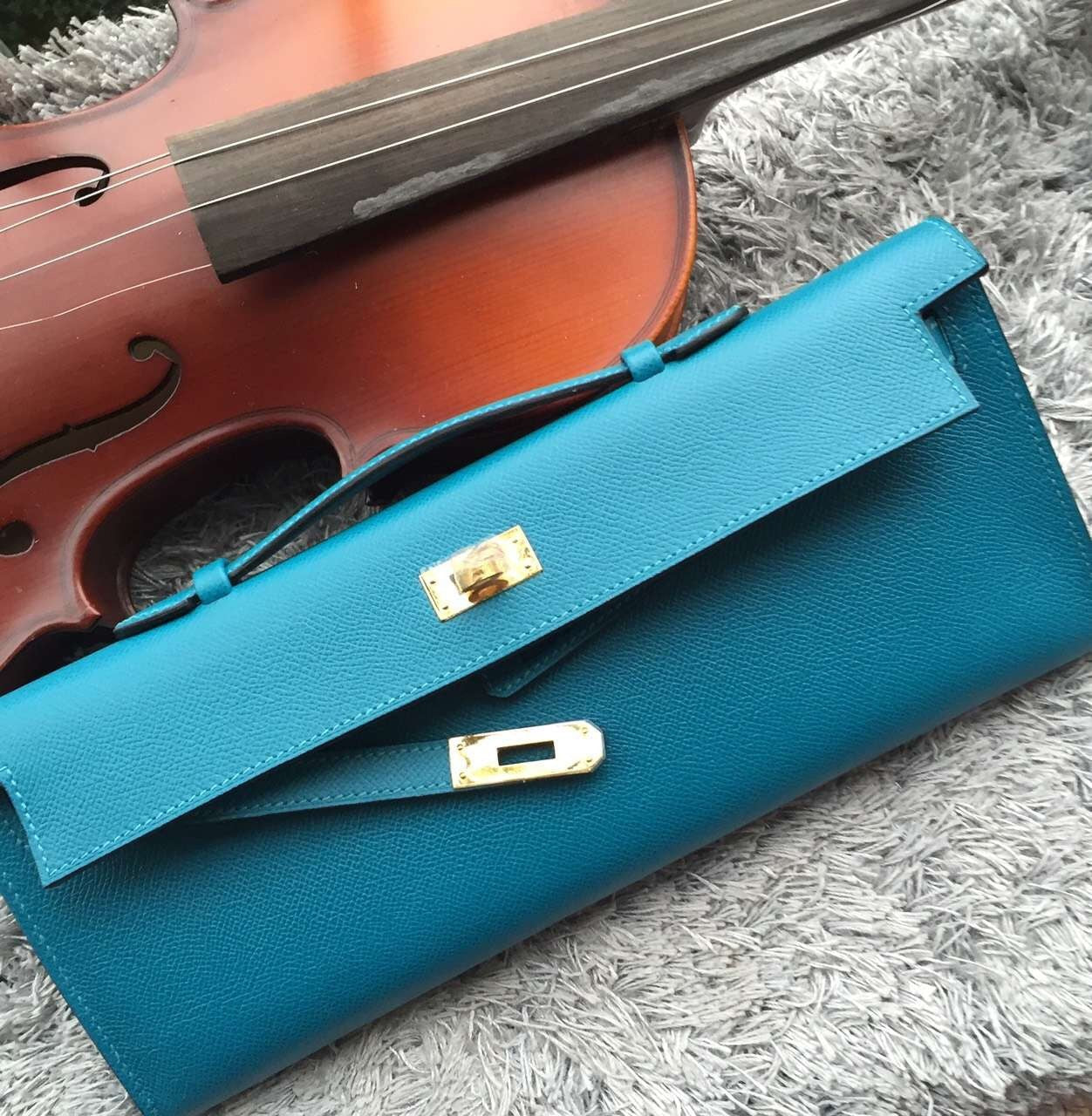 Luxury Hermes Turquoise Handcrafted Kelly Cut Clutch