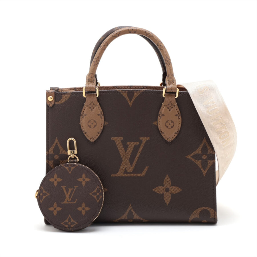 Louis Vuitton monogram giant reverse onzago PM Tote bag responsiveness | Studio Nafay