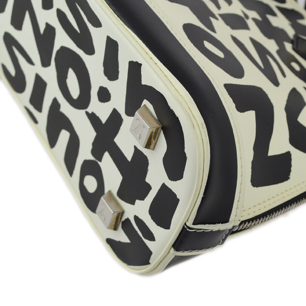 Louis Vuitton Graffiti Alma MM