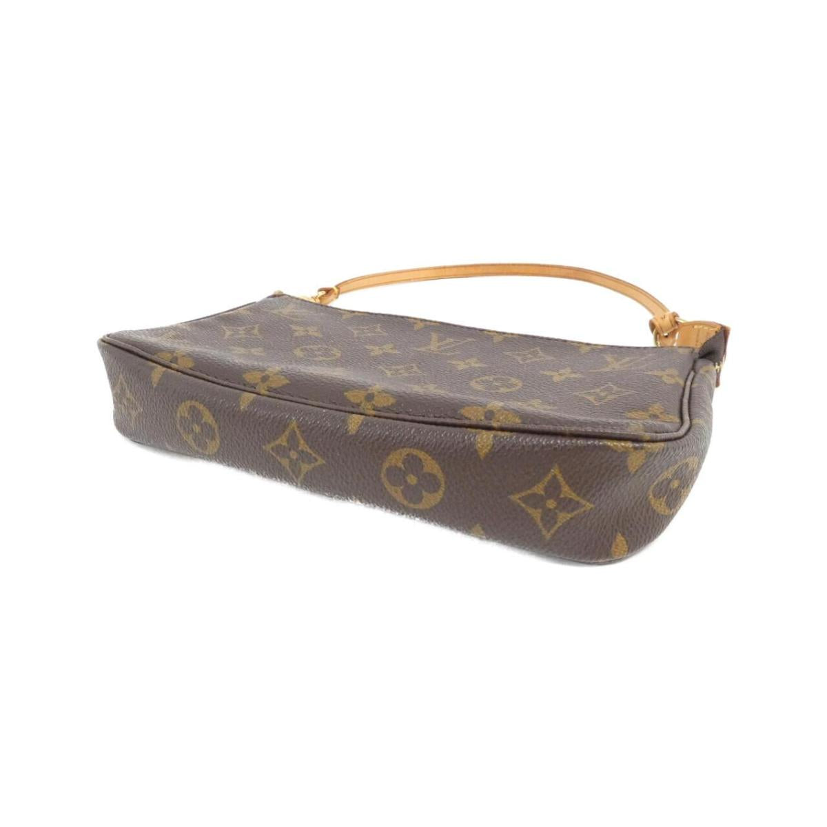 Louis Vuitton Monogram Pochette Accessory