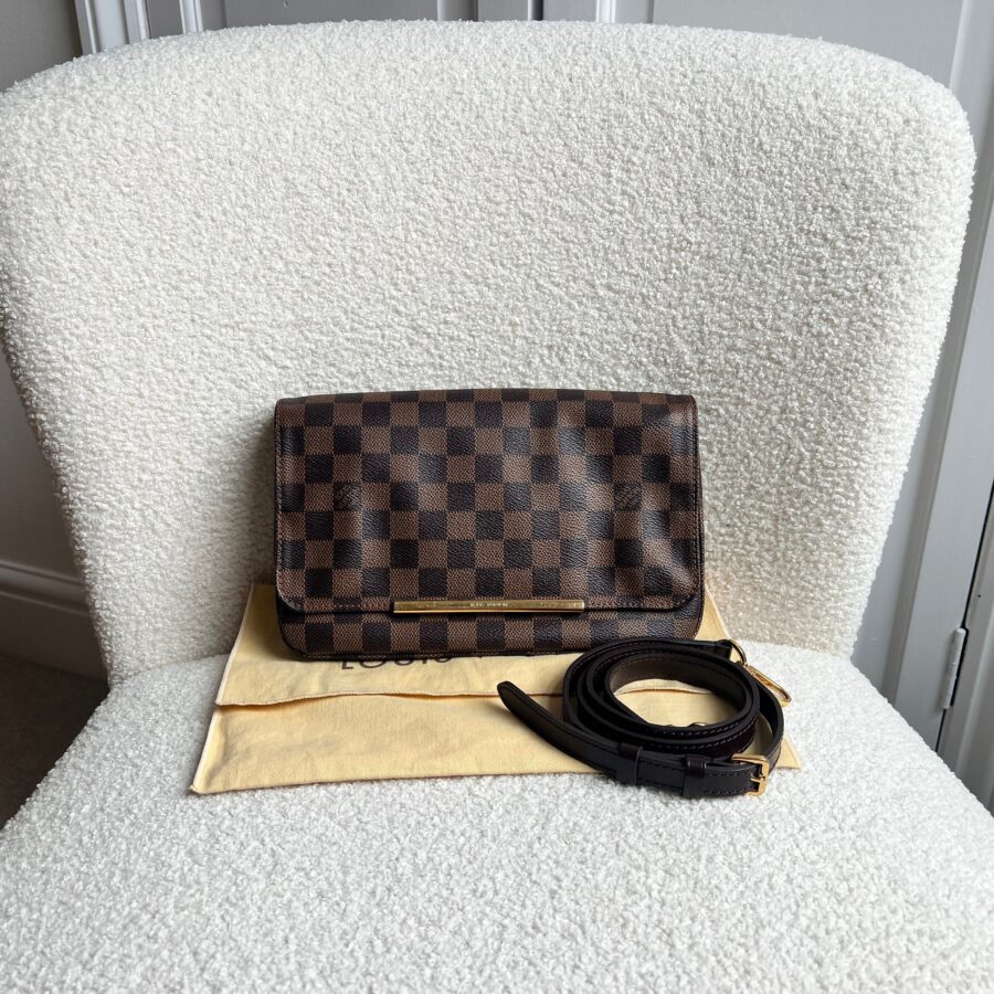 Louis Vuitton Hoxton PM Damier Ebene | Studio Nafay
