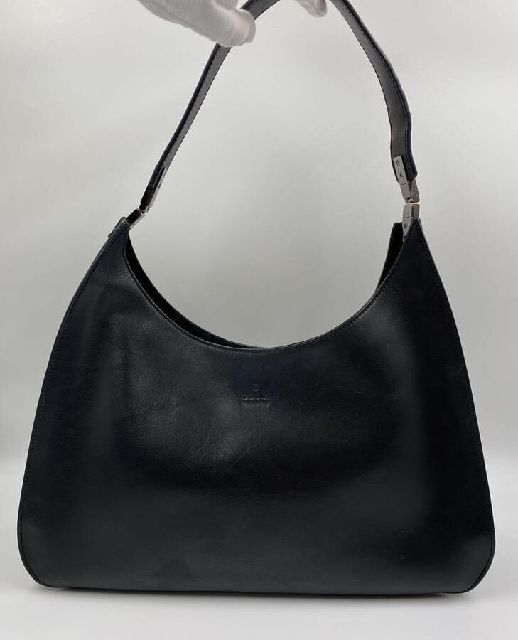 Gucci leather Shoulder Bag | Studio Nafay
