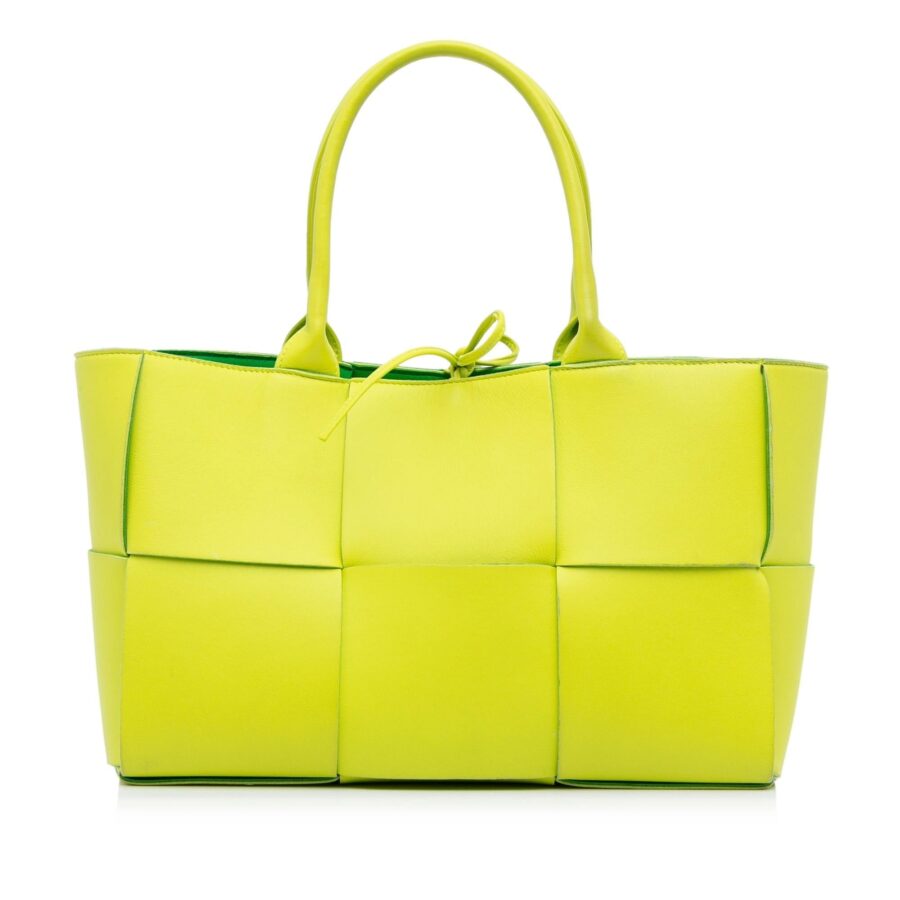 Bottega Veneta Maxi Intrecciato Small Arco Tote | Studio Nafay