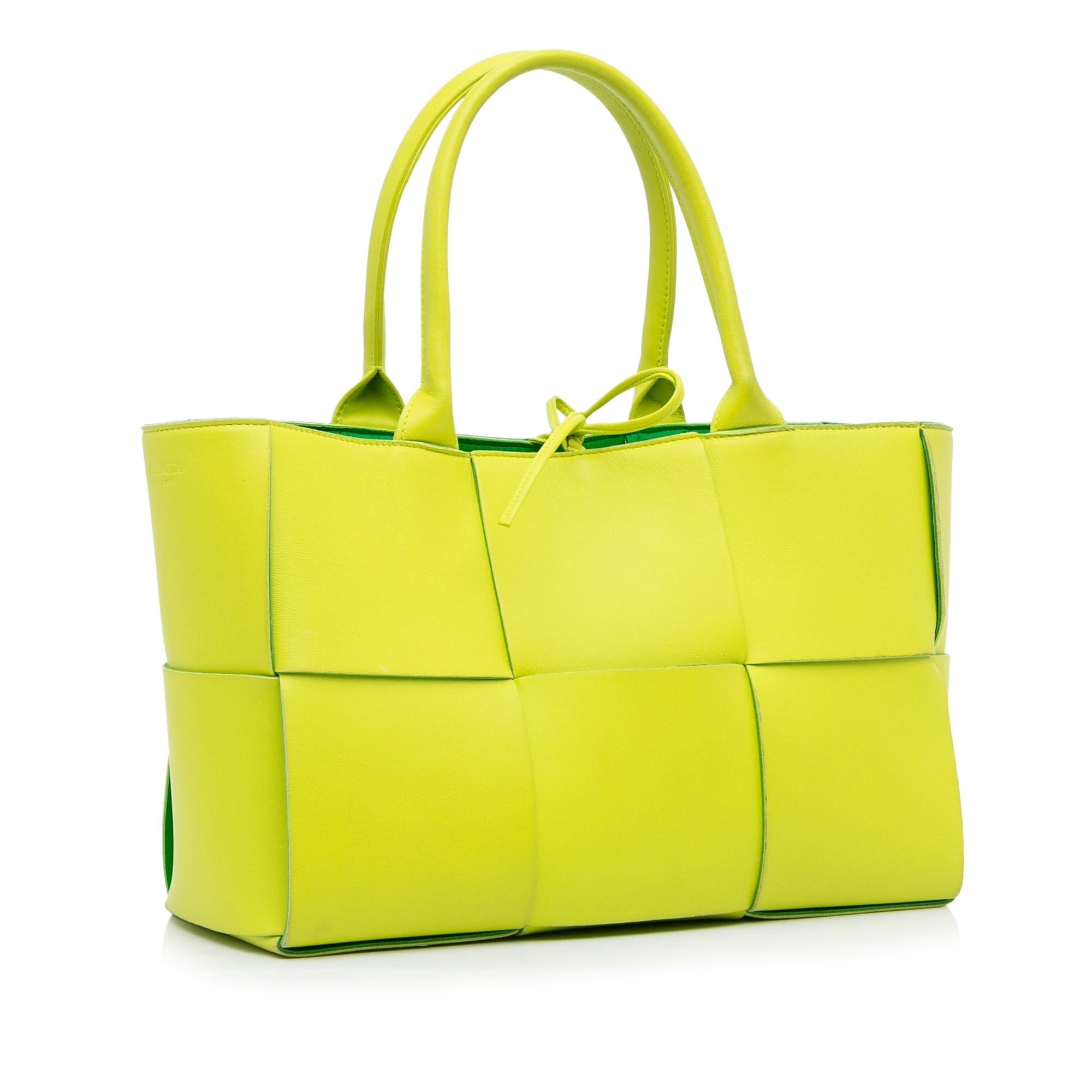 Bottega Veneta Maxi Intrecciato Small Arco Tote
