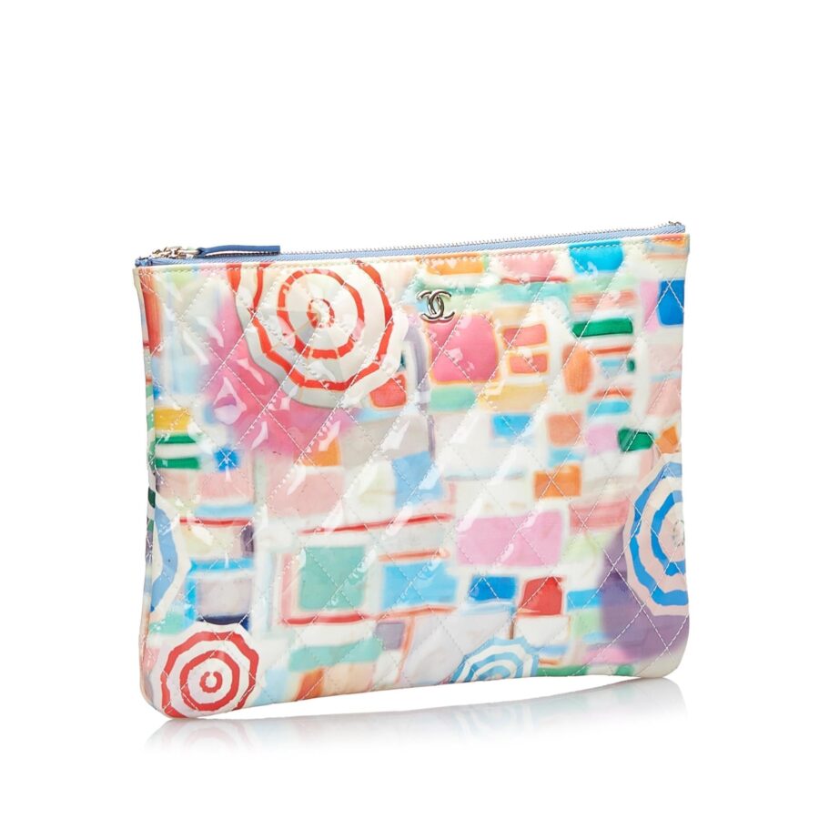 Chanel CC Charm O Case Clutch | Studio Nafay