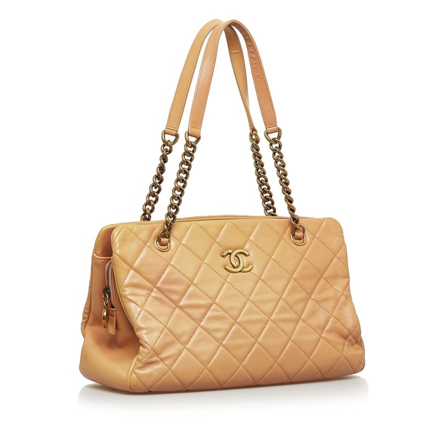 Chanel CC Crown Shoulder Bag | Studio Nafay