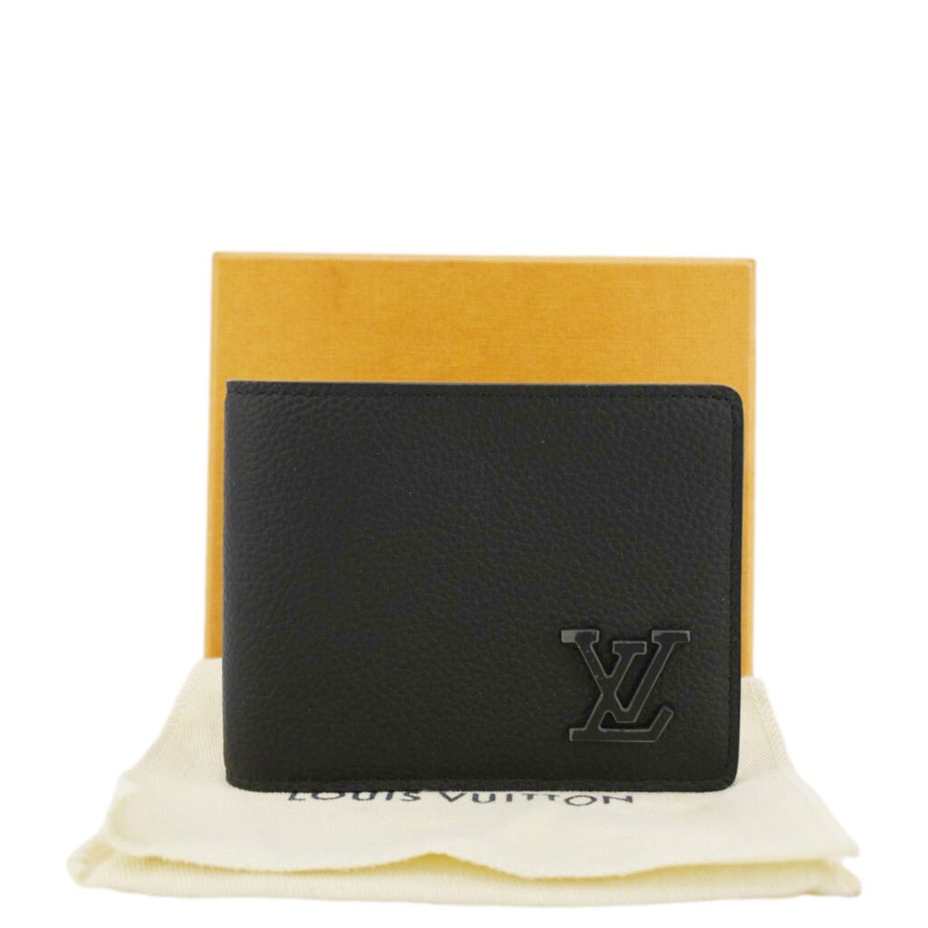 LOUIS VUITTON Multiple Aerogram Grained Calf Leather Wallet Black - Product Image 2
