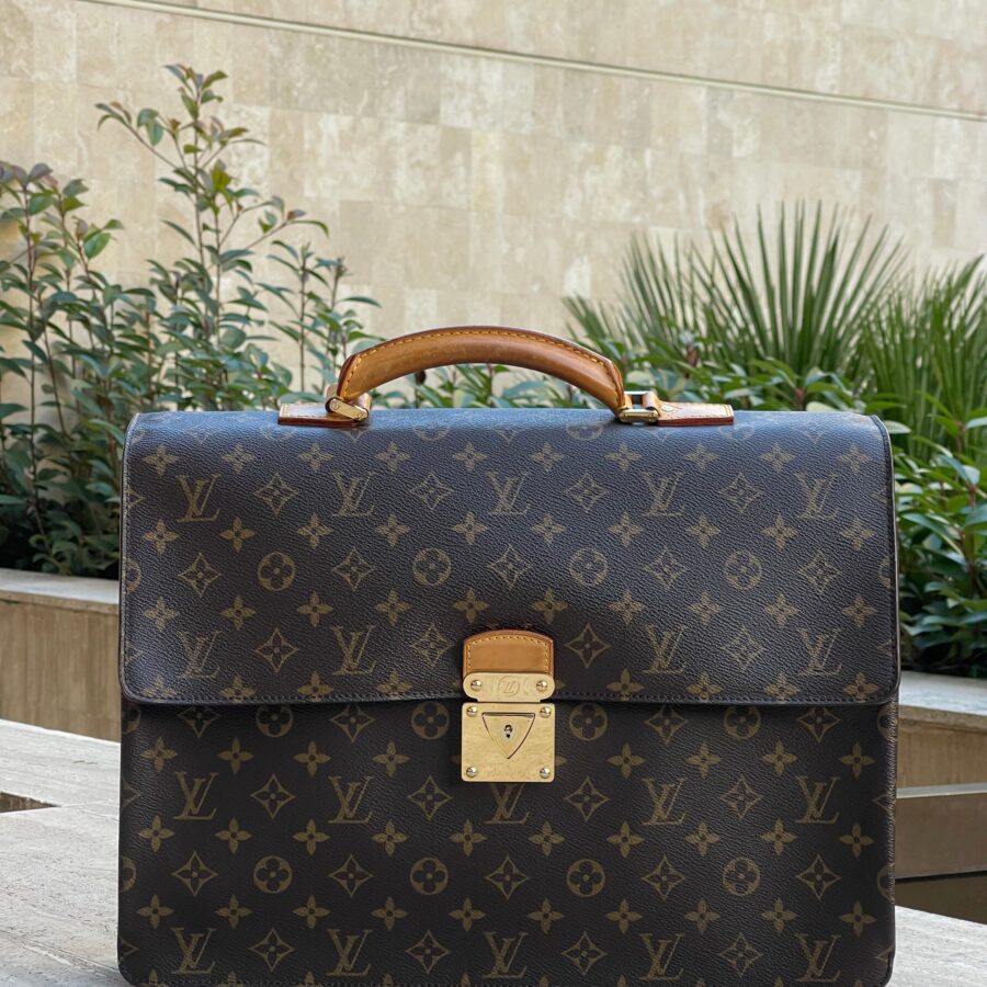 Louis Vuitton - Sac Robusto en toile monogramme