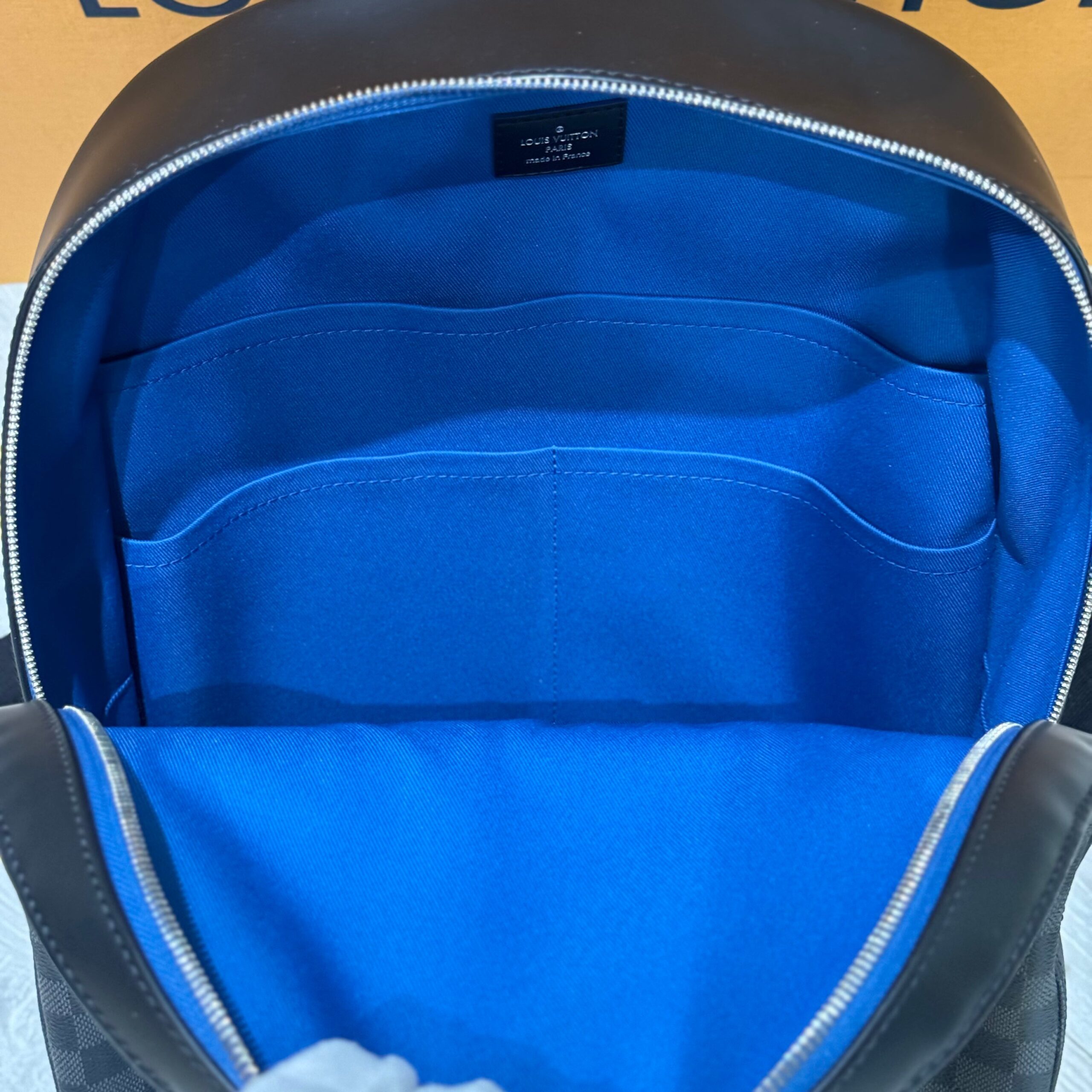 Louis Vuitton – Sac à dos Discovery MM