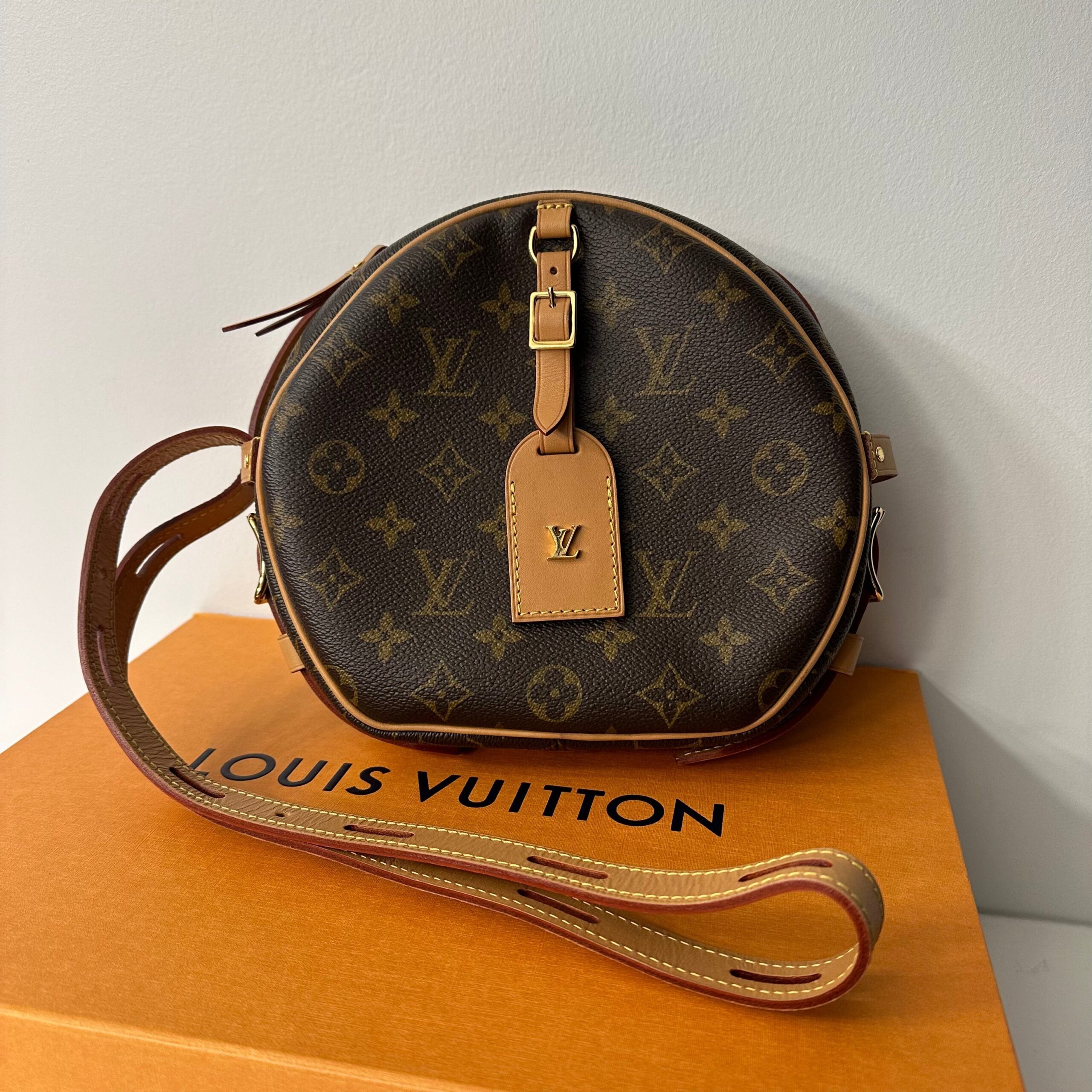 Louis Vuitton – Sac Boîte à Chapeau souple MM