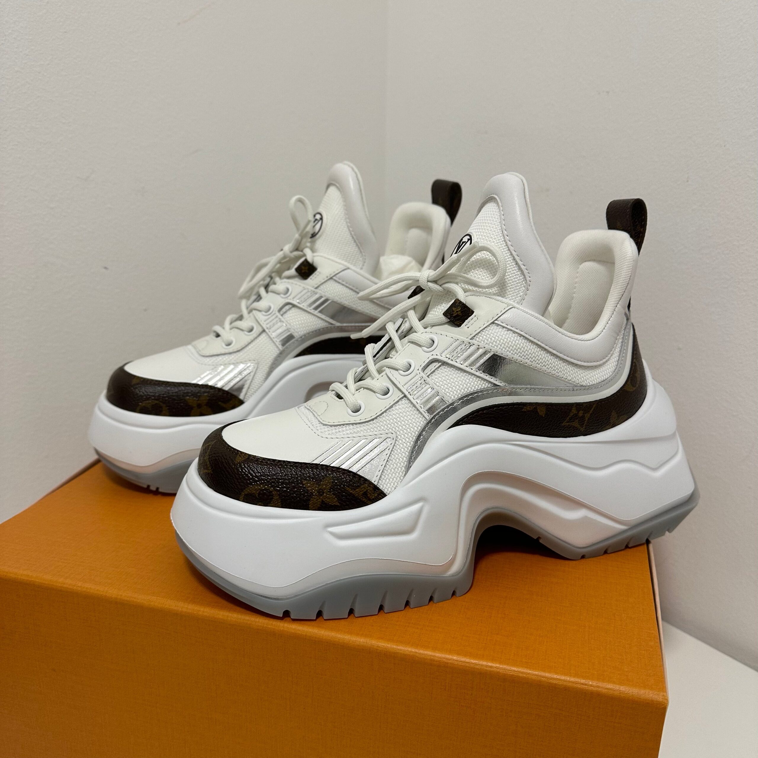 Louis Vuitton – Baskets Archlight 2.0