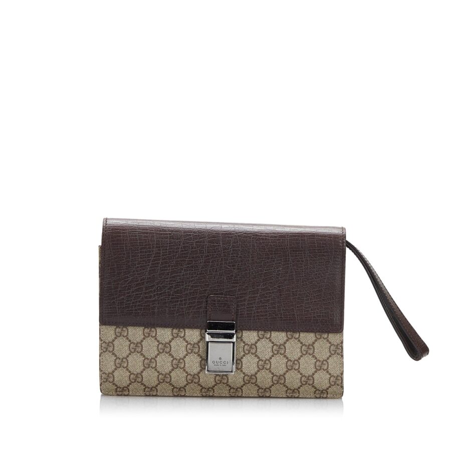 Gucci GG Supreme Clutch Bag | Studio Nafay