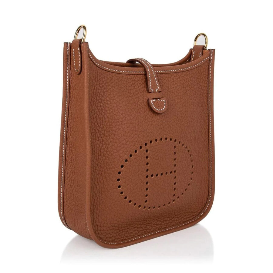 HERMÈS TAURILLON CLEMENCE EVELYNE III GM BAG | Studio Nafay