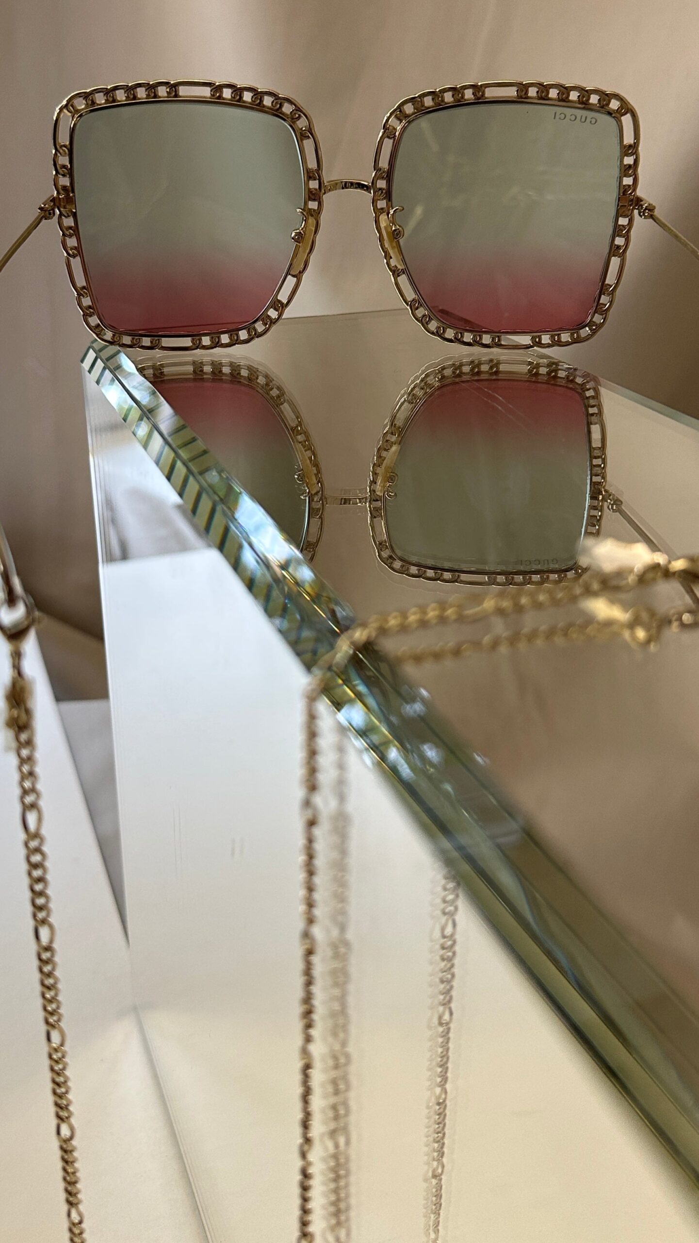 GUCCI Chain Sunglasses Gold