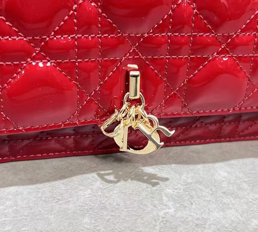 CD Pouch With Chain Cherry Red Patent Cannage Calfskin | Studio Nafay