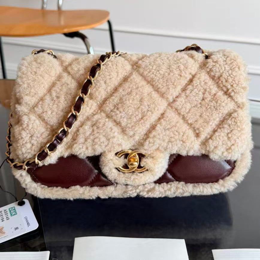 CC Flap Bag 23.5cm Beige Dark Burgundy Sherling Lambskin Gold Hardware | Studio Nafay