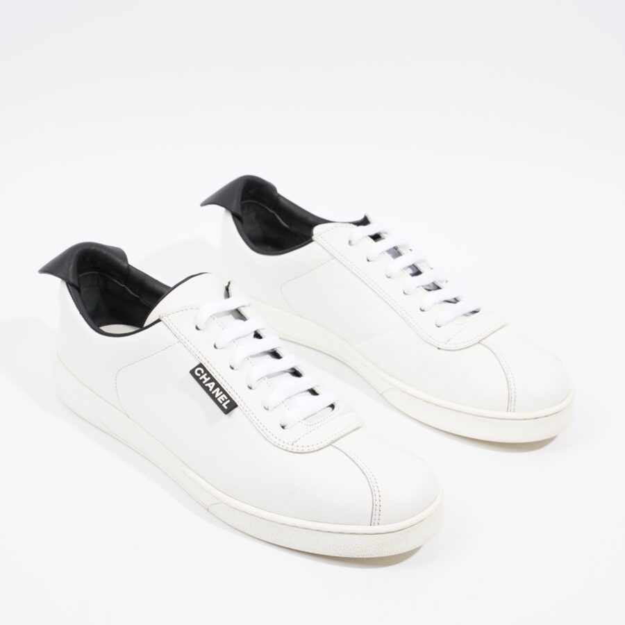 Chanel CC Logo Lace Up White Black Leather EU 41.5 UK 8.5 | Studio Nafay
