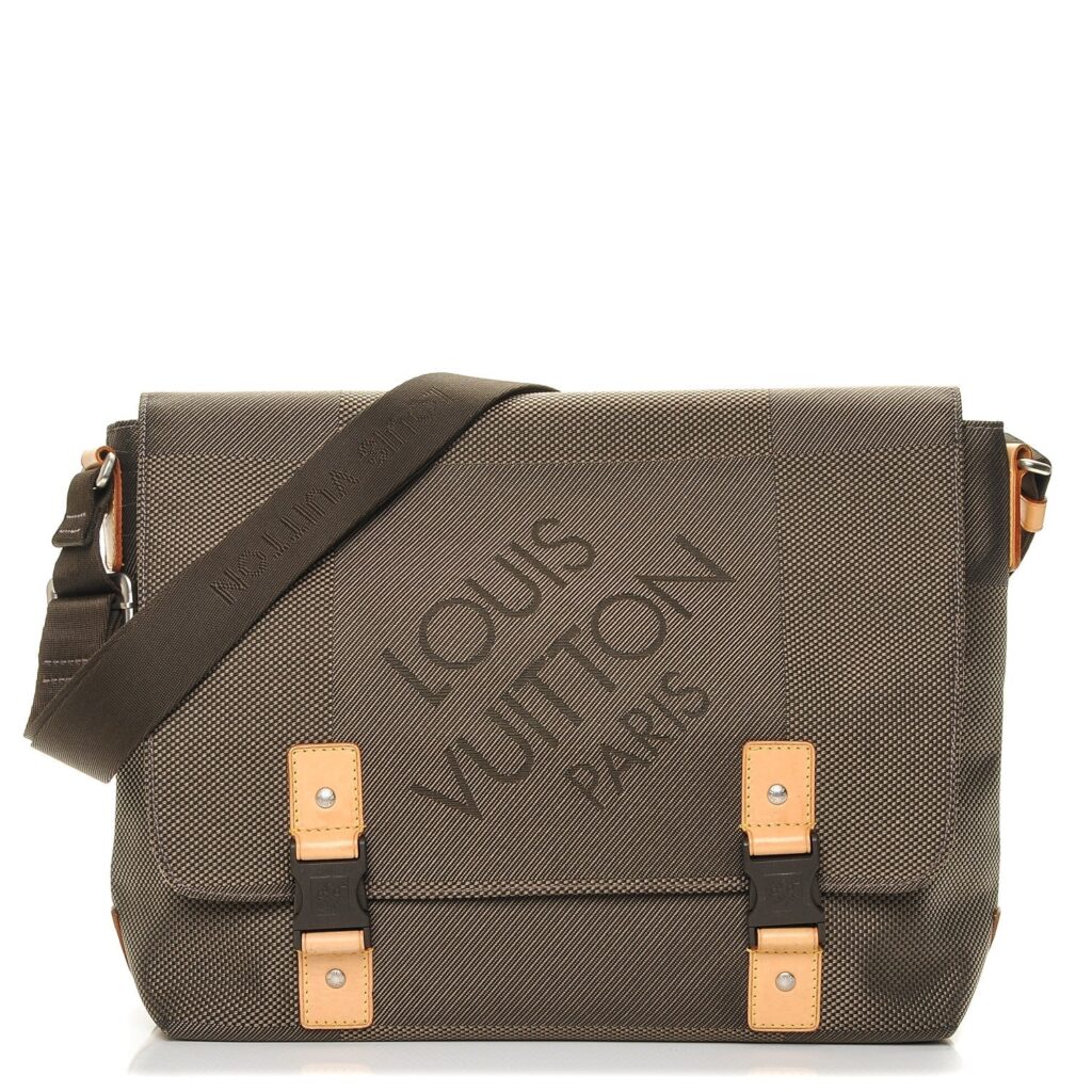LOUIS VUITTON DAMIER GEANT LOUP MESSENGER BAG - Product Image 2