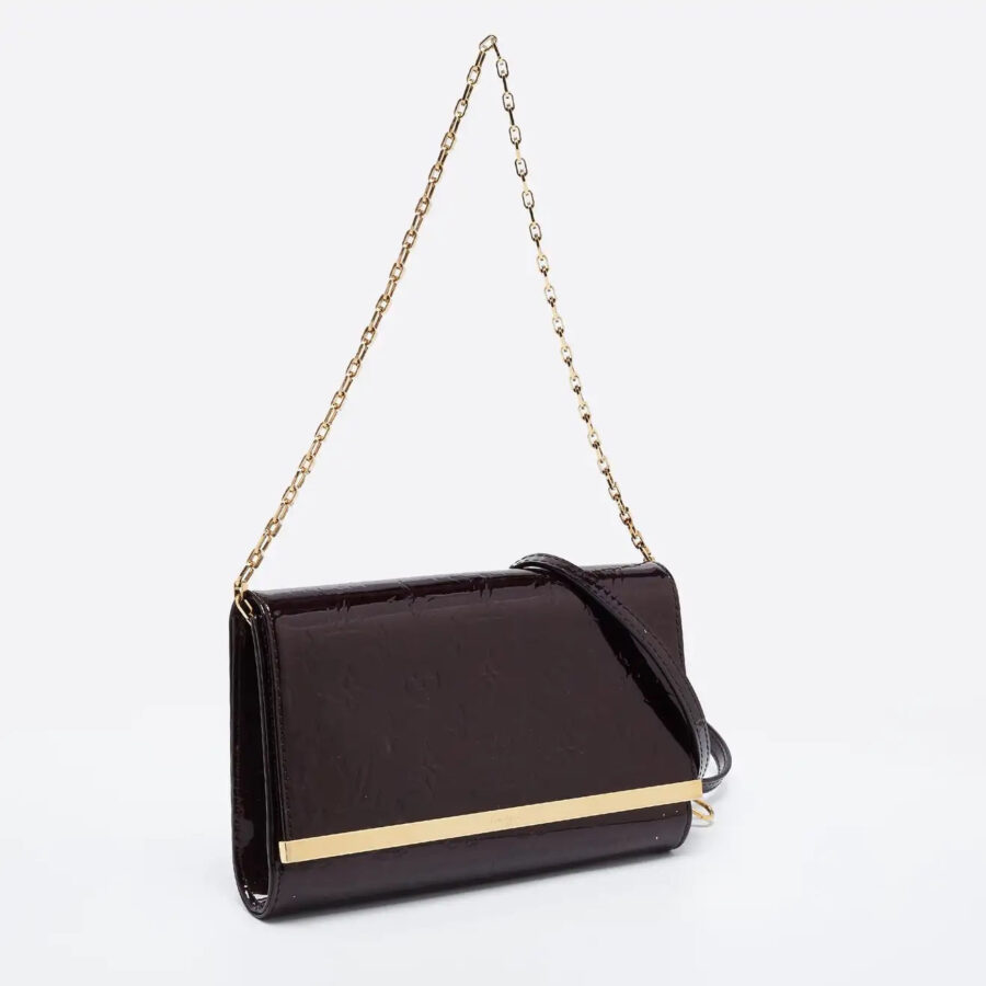 LOUIS VUITTON AMARANTE MONOGRAM VERNIS ANA CHAIN CLUTCH | Studio Nafay