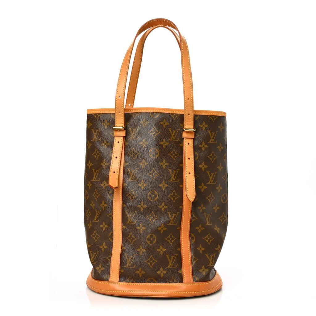 LOUIS VUITTON MONOGRAM BUCKET BAG GM - Product Image 2