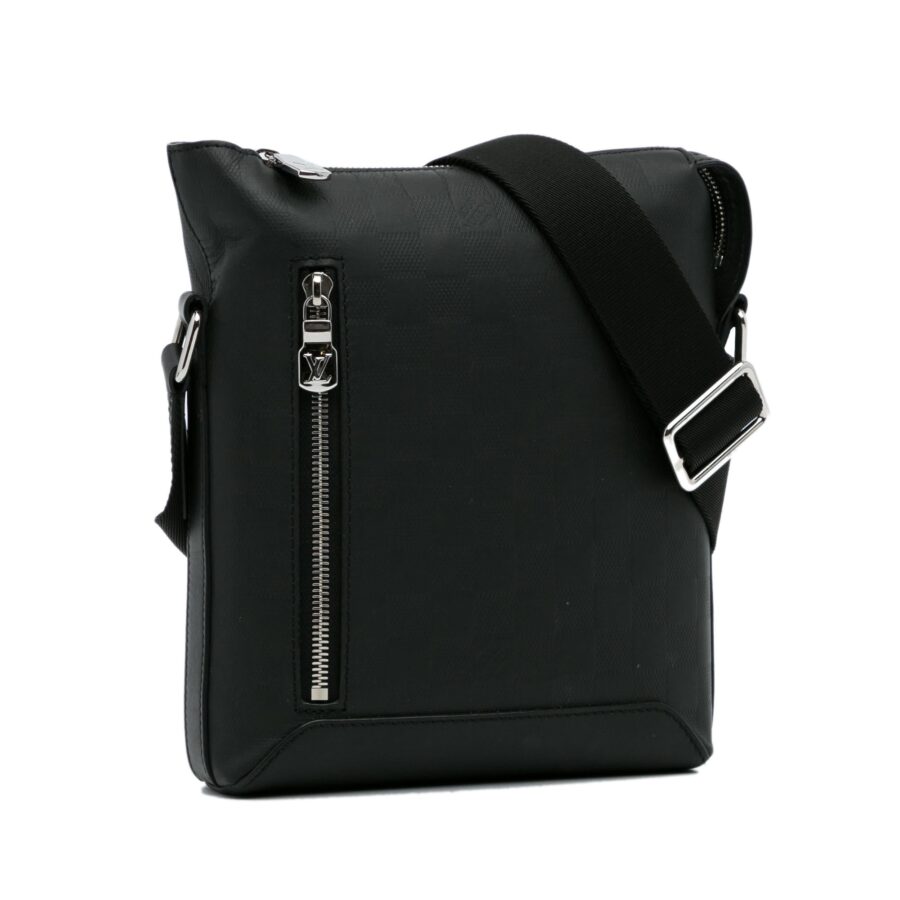 Louis Vuitton Damier Infini Discovery Messenger BB | Studio Nafay