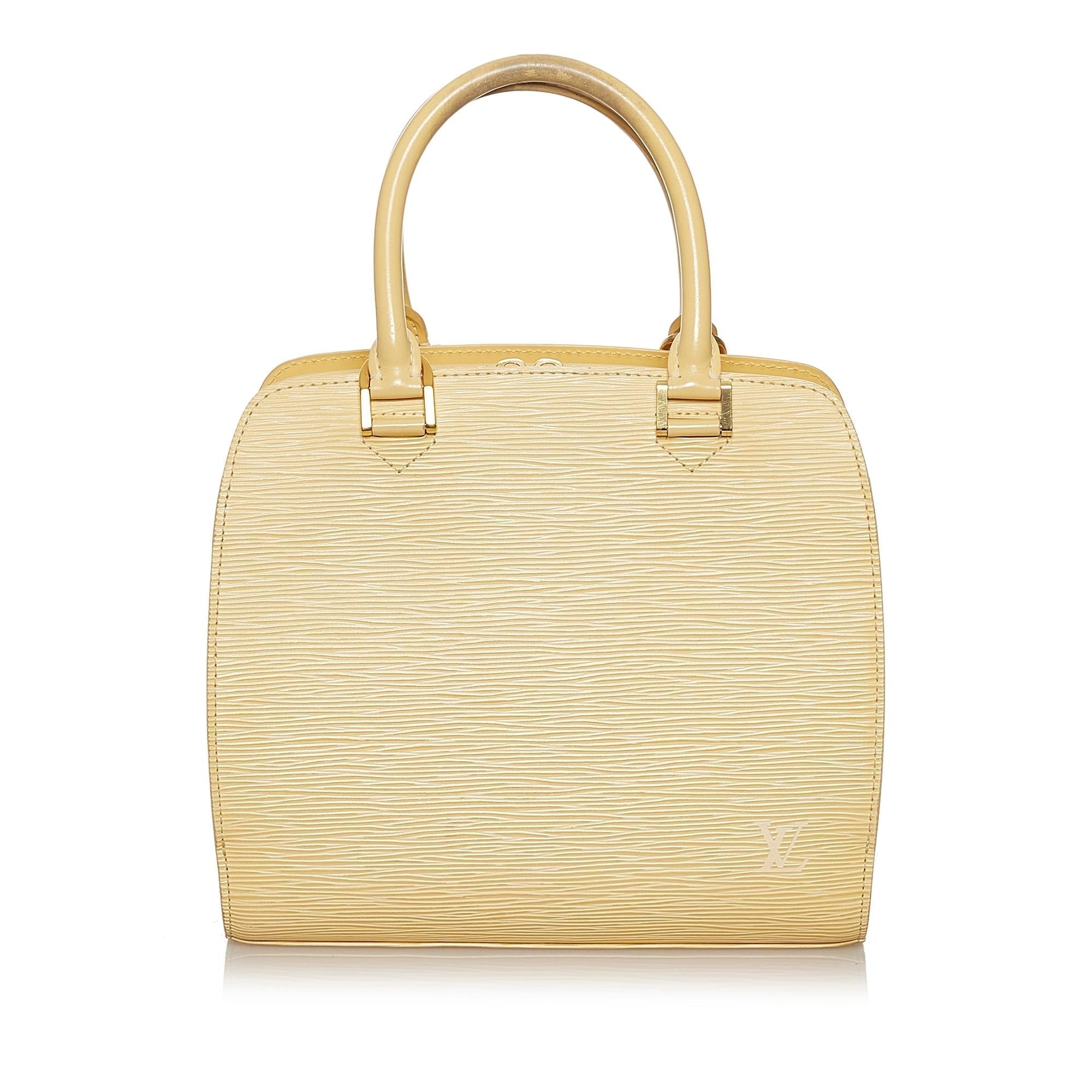 Louis Vuitton Epi Pont Neuf