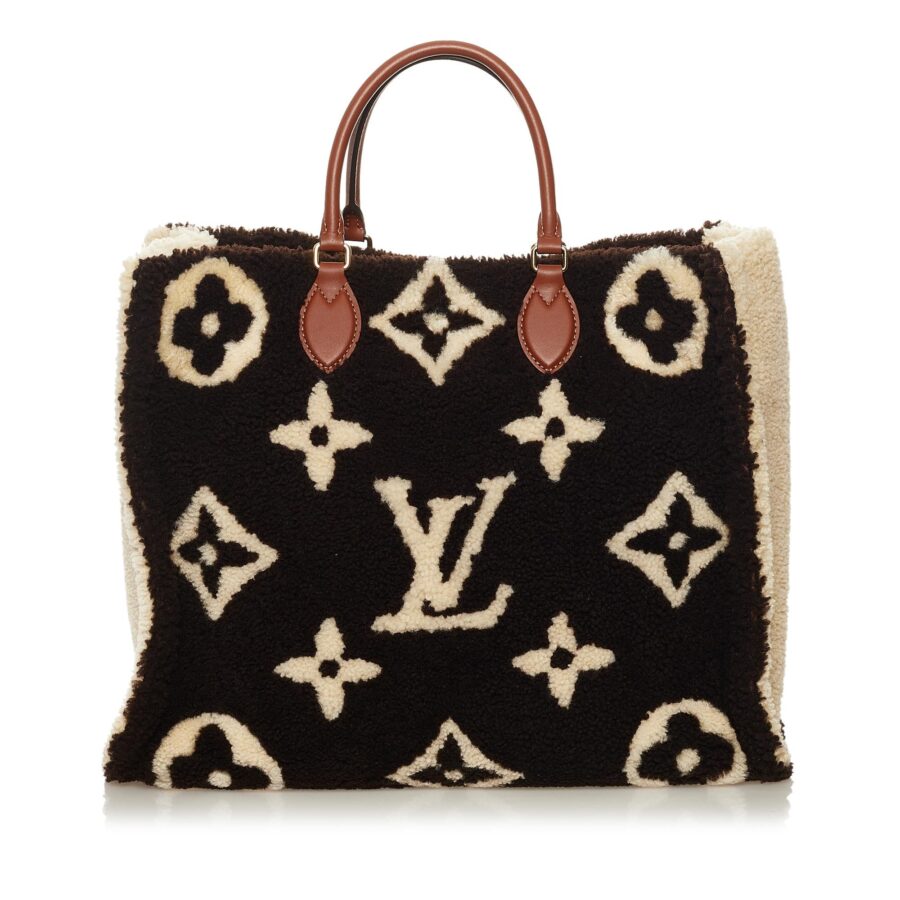 Louis Vuitton Monogram Giant Shearling Teddy Onthego GM | Studio Nafay