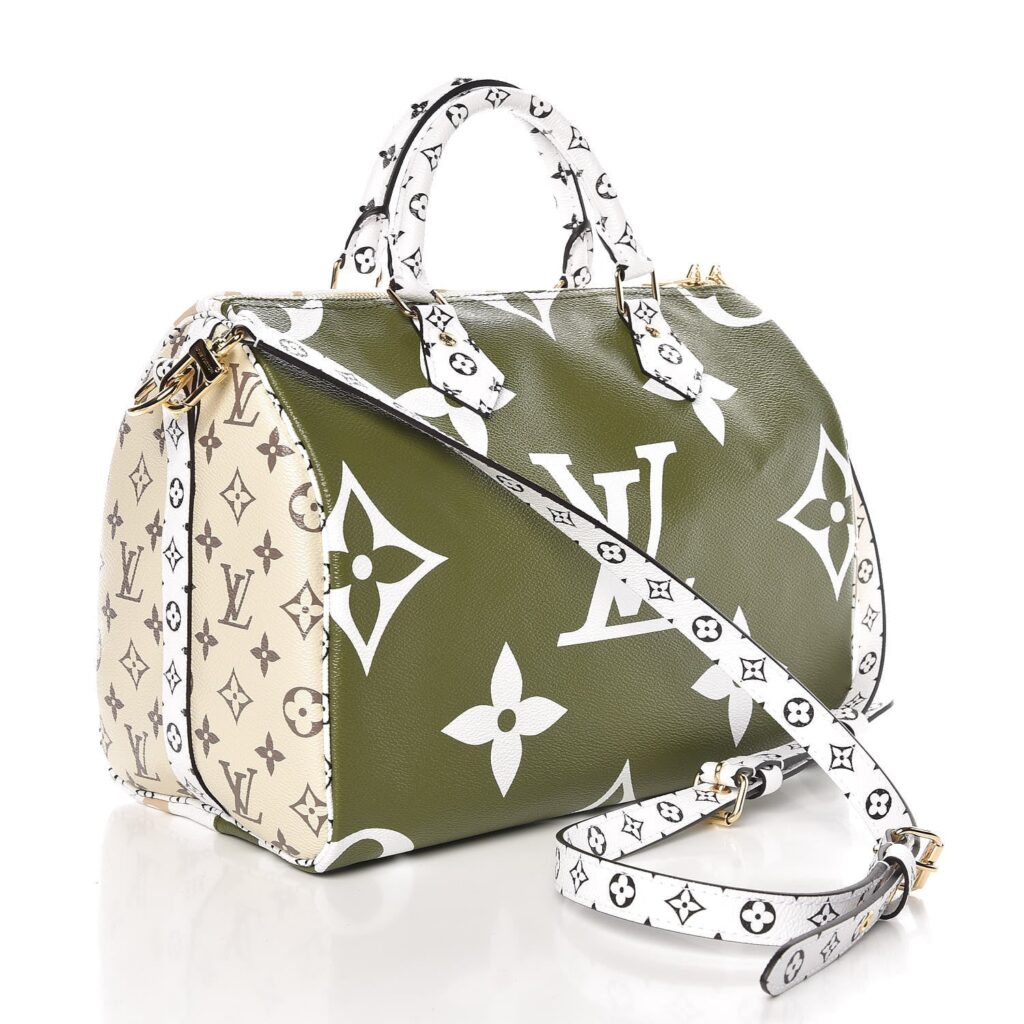 LOUIS VUITTON GIANT MONOGRAM SPEEDY BANDOULIERE 30 - Product Image 2