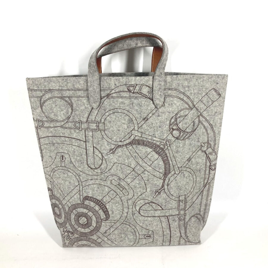 HERMES Tote Bag Felt, Leather gray Shoulder Bag Shoulder Bag Karimi GM | Studio Nafay