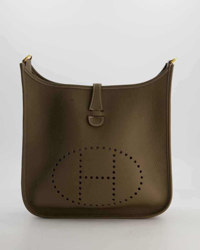 Hermes Evelyne III 29 Bag in Etoupe Taurillon Clemence Leather with Gold Hardware - Product Image 2