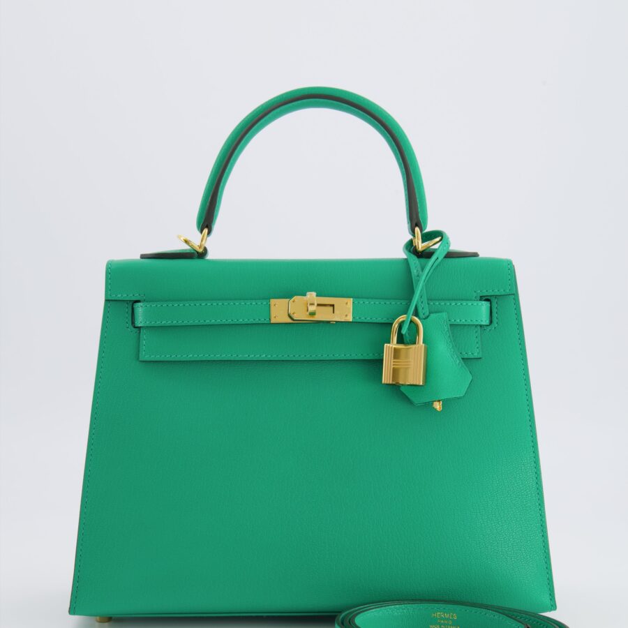 Hermes Kelly 25 Sellier Bag in Menthe Chèvre Chamkila Leather with Gold Hardware | Studio Nafay