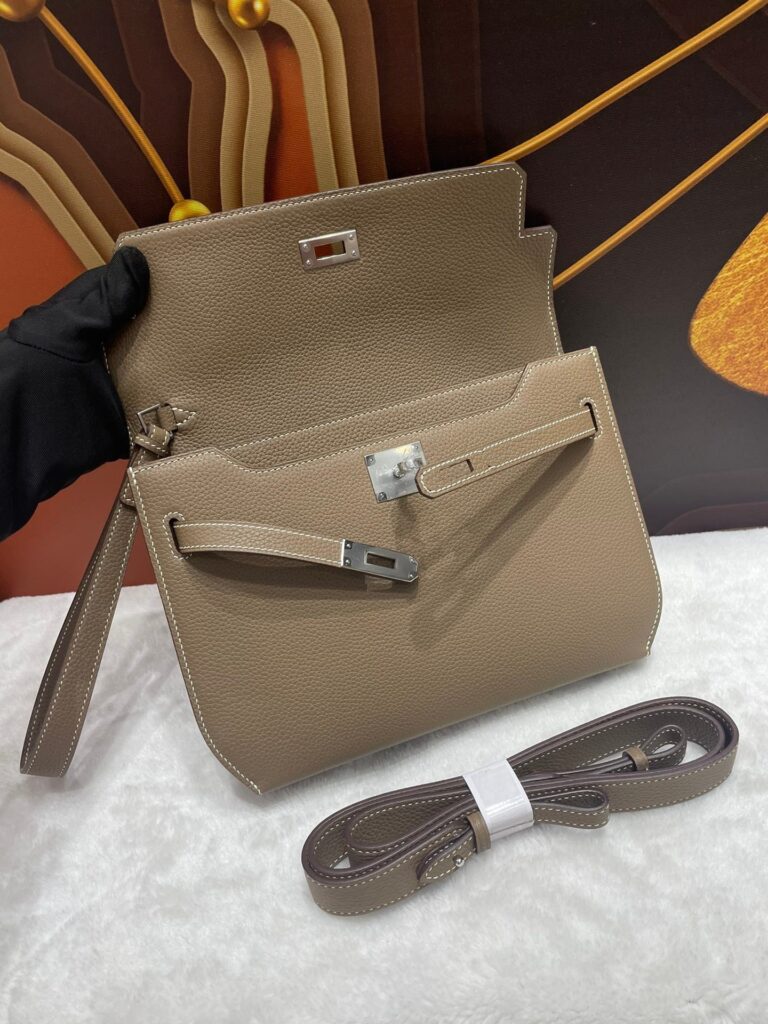 HM Kelly Depeches 25 cm Beige Calfskin - Product Image 2