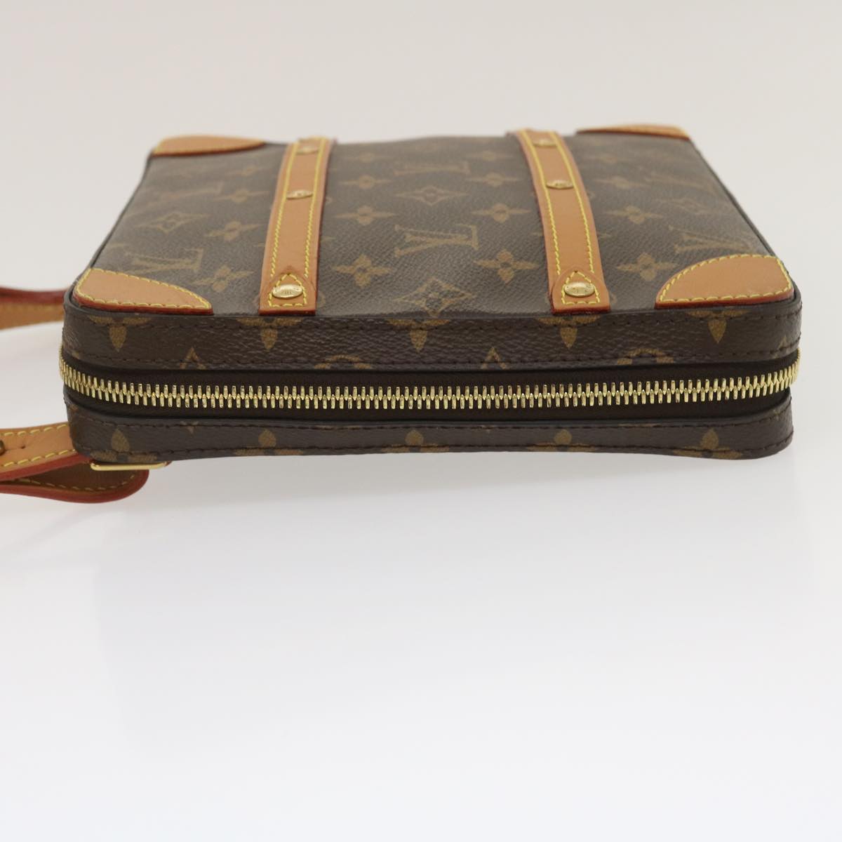 LOUIS VUITTON Monogram Soft Trunk Messenger MM Shoulder Bag Auth ak179A