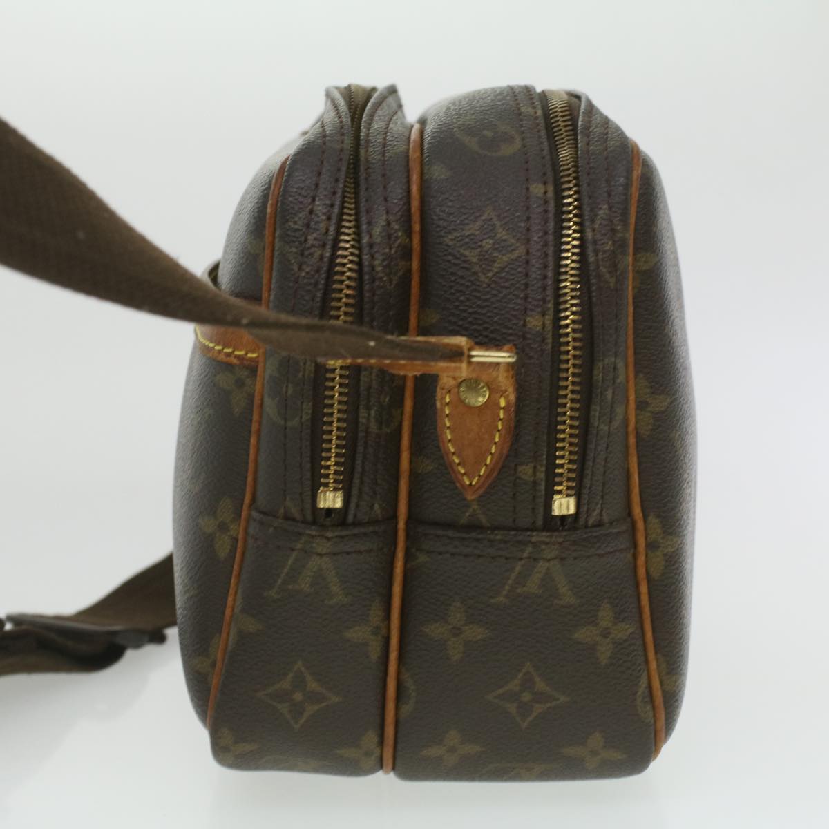 LOUIS VUITTON Monogram Reporter PM Shoulder Bag LV Auth ar8941
