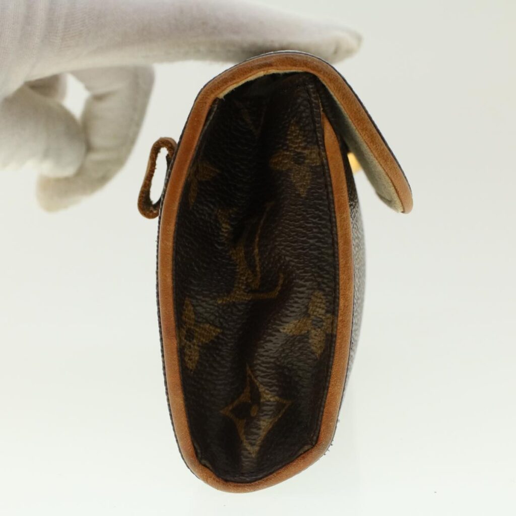 LOUIS VUITTON Monogram Pochette Florentine Waist bag LV Auth ar9316B - Product Image 2