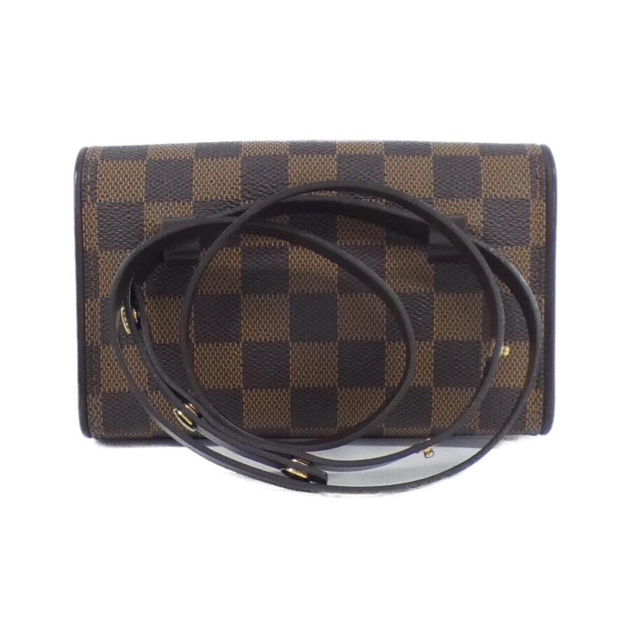Louis Vuitton Damier Pochette | Studio Nafay