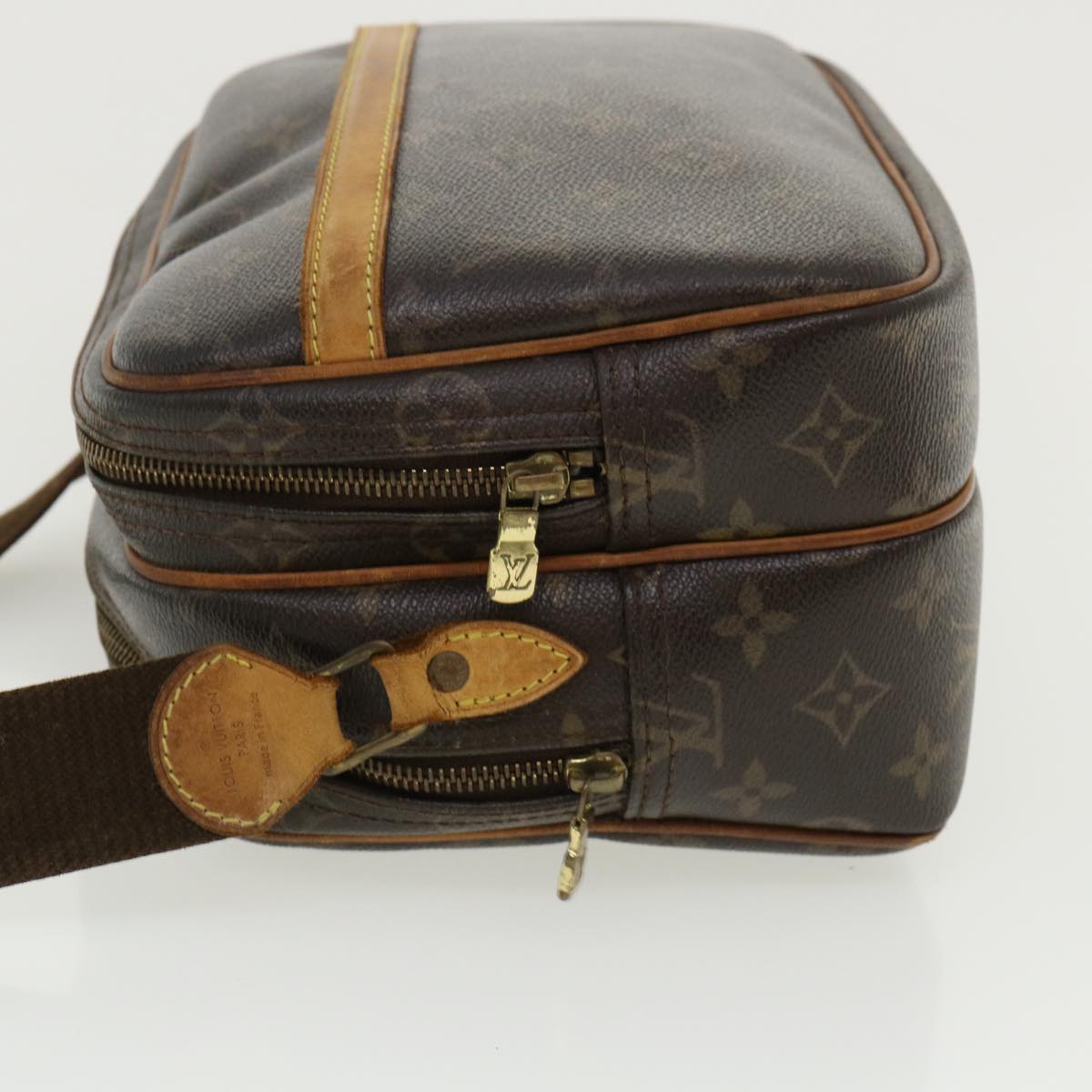 LOUIS VUITTON Monogram Reporter PM Shoulder Bag LV Auth cl212