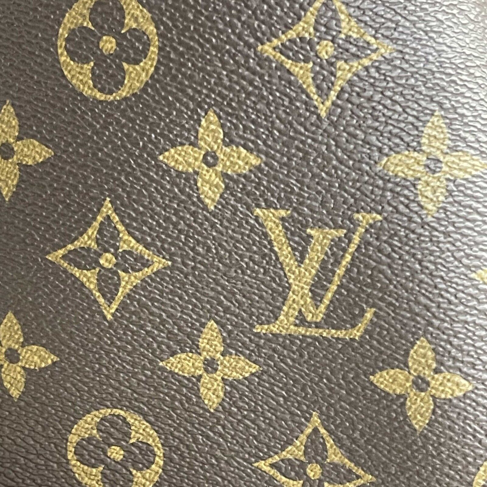 LOUIS VUITTON, LV NeoNoe Monogram Brown Canvas MM Shoulder Bag