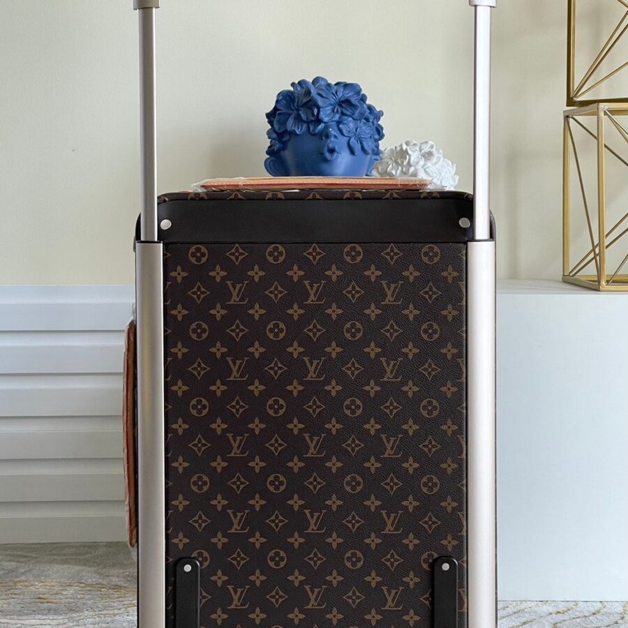 Louis Vuitton Horizon 50 Suitcase | Studio Nafay