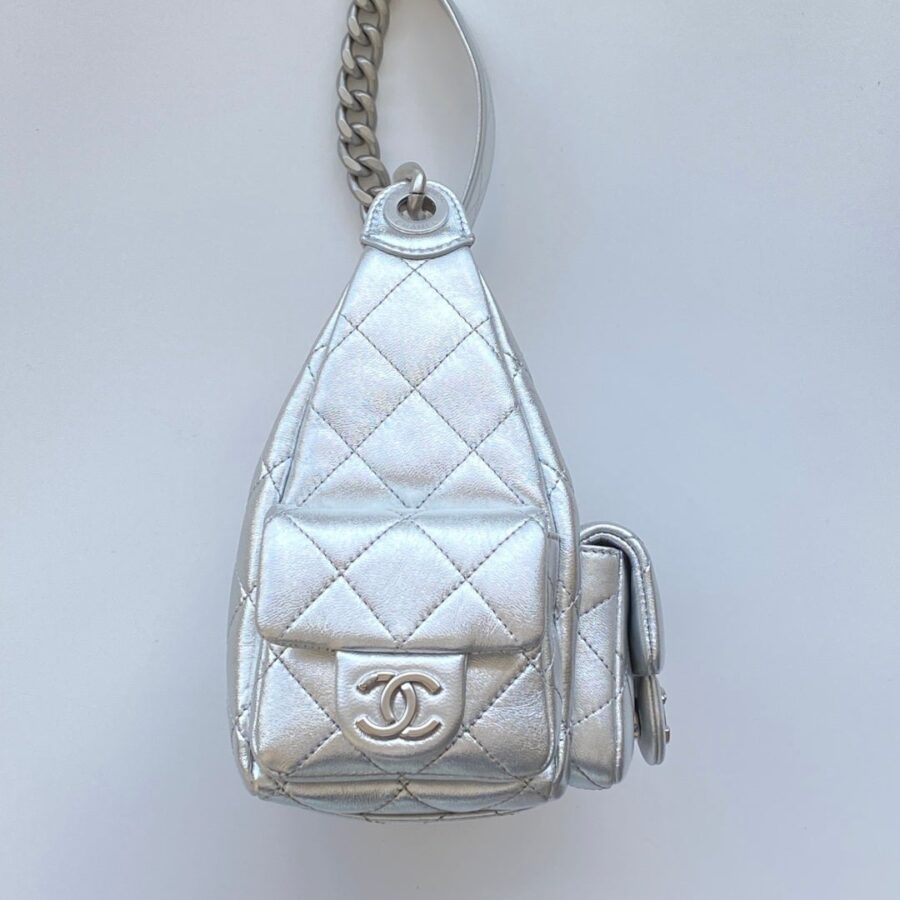 Chanel 25 Large Cargo Hobo Bag Silver Lambskin | Studio Nafay