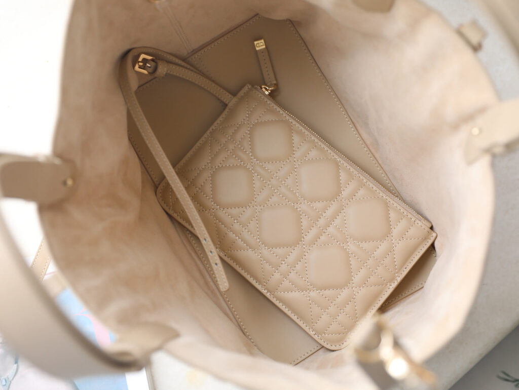 CD Toujours Bag 28.5 Light Beige Calfskin - Product Image 2