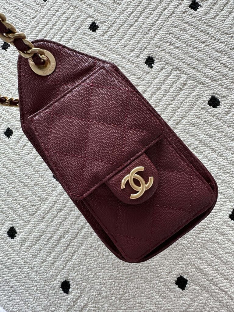 Chanel 25 Hobo Bag 22cm Burgundy Calfskin 286183 - Product Image 2