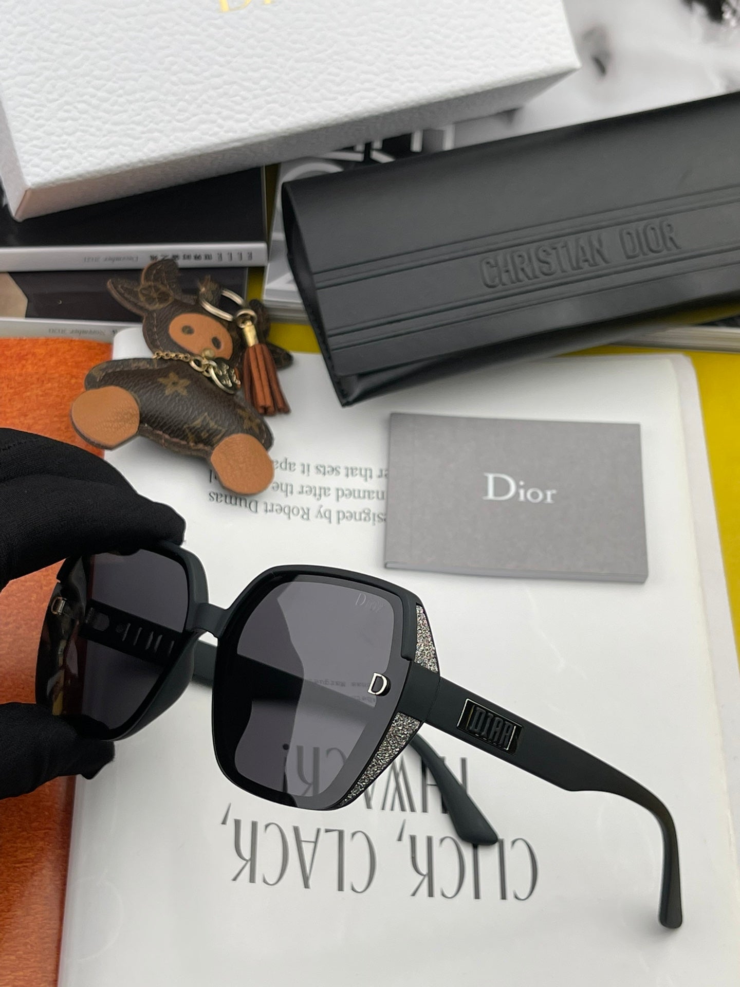 MONTAIGNE SUNGLASS IN ACETATE